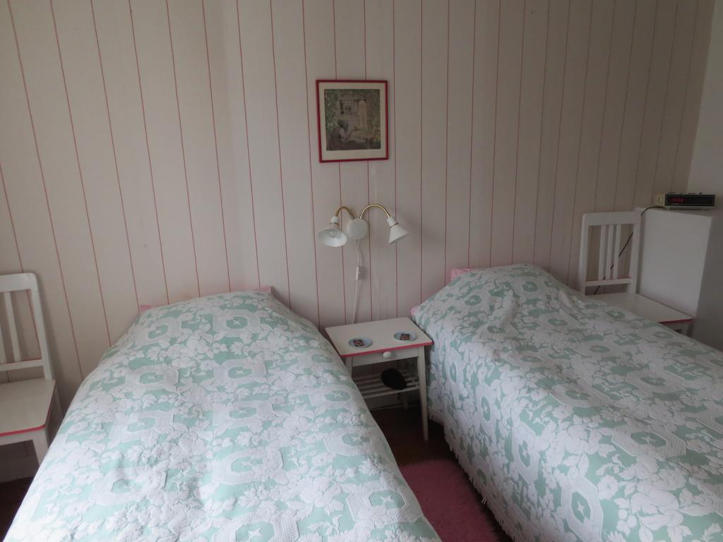Sparrens Bed And Breakfast Fiskesa Habitación foto